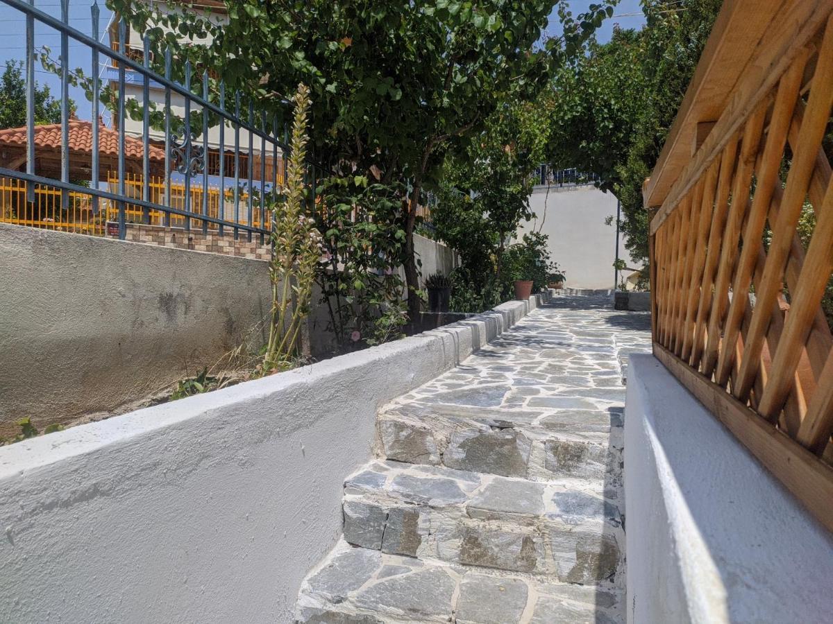 Iliakti Relaxing Seaside Villa Salamis Exterior photo
